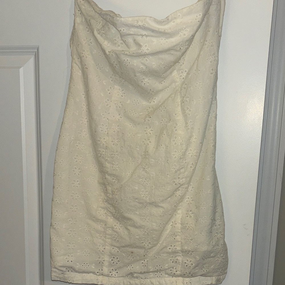 Kimchi Blue Cream Strapless Dress